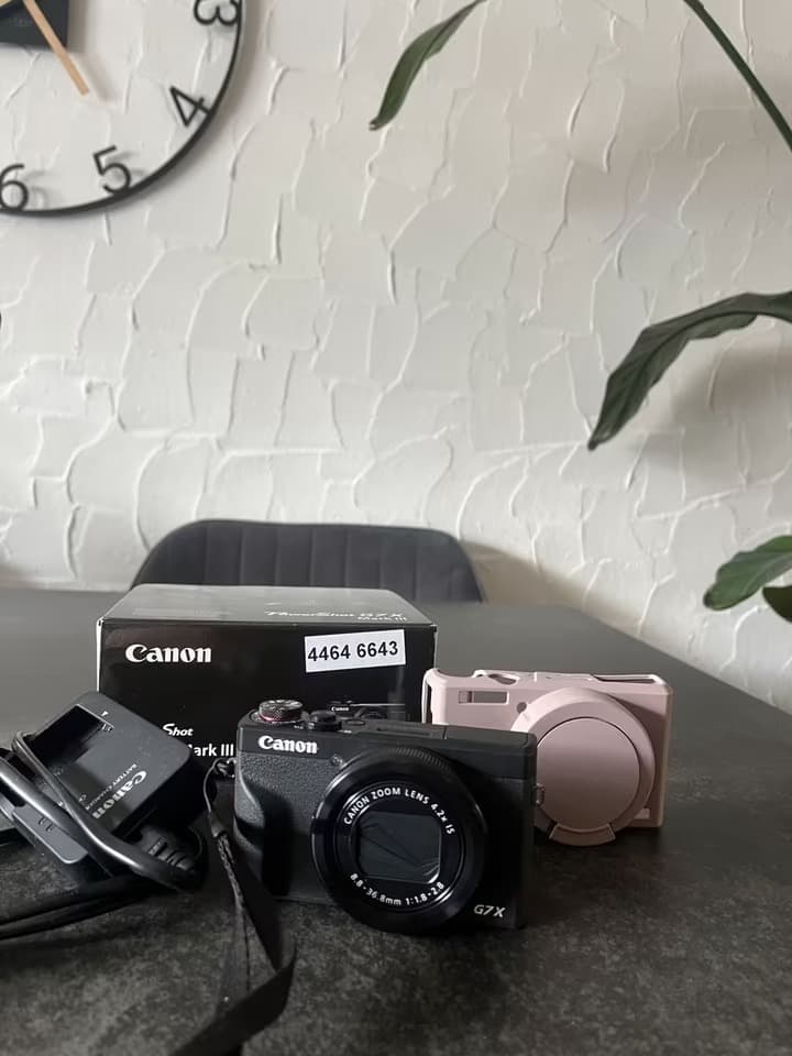 Canon Power Shot G7X Mark III - Image 1