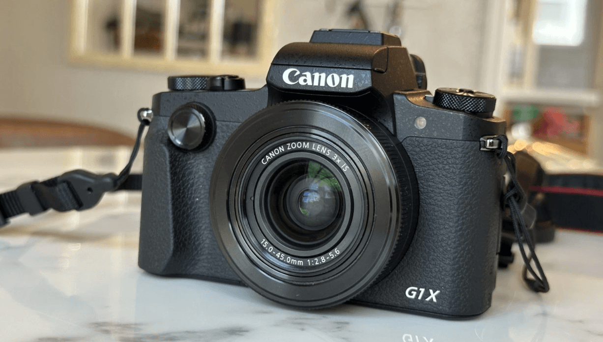 Canon PowerShot G1 X Mark III 24.2 MP Digital Camera - Image 1