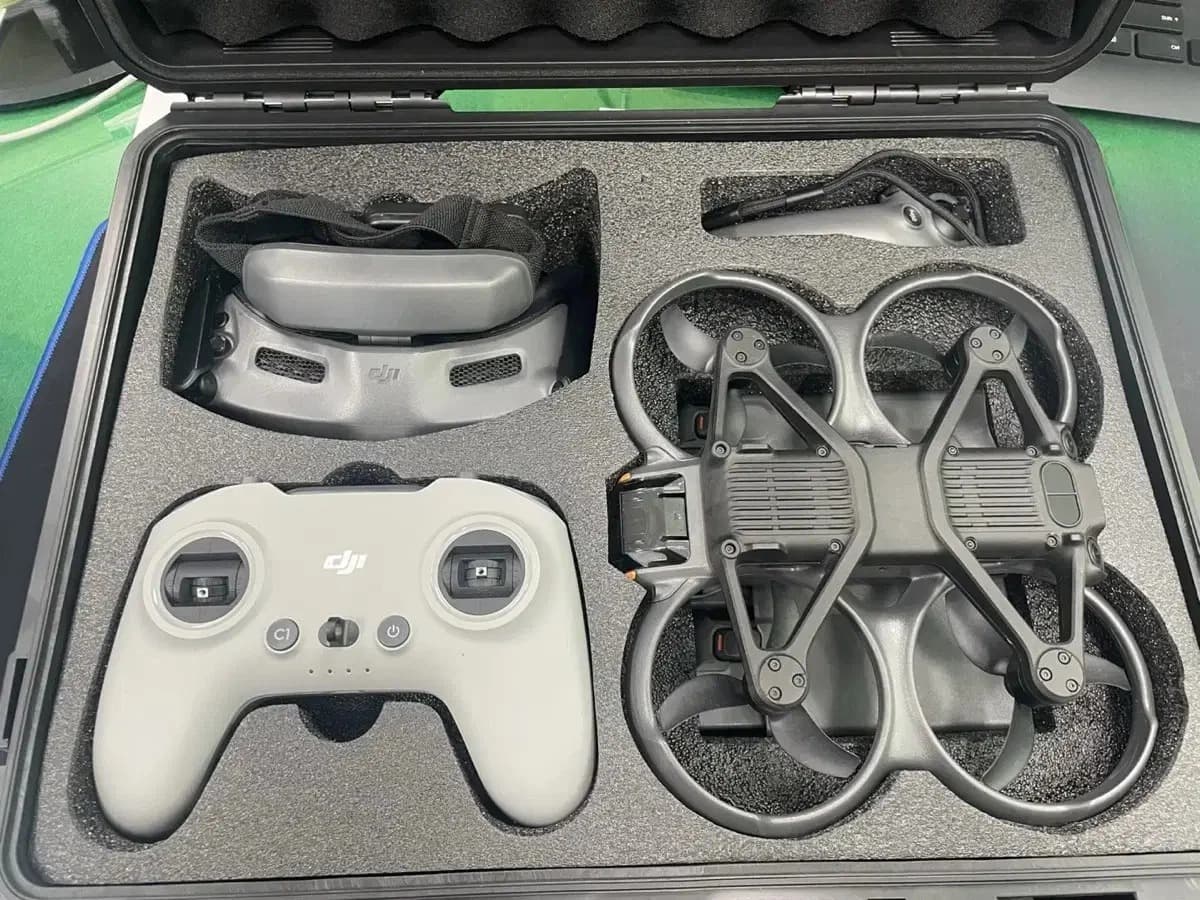 DJI Avata 2 Combo + FPV Controller – Includes 2 Years DJI Care - Image 1