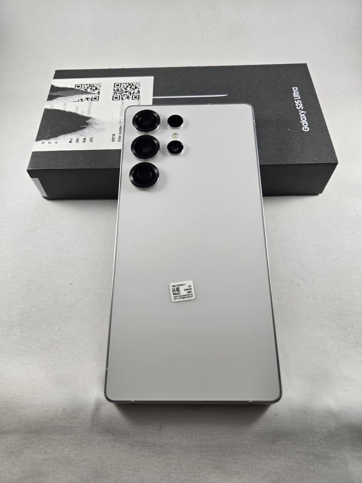 Samsung Galaxy S25 Ultra 256GB Silver white Unlocked - Image 1